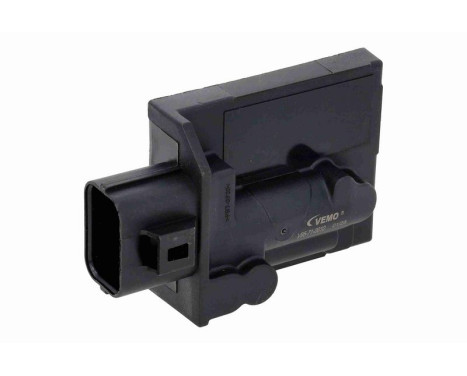 Control unit, fuel pump