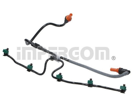Hose, leaking fuel