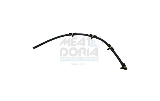 Hose, leaking fuel