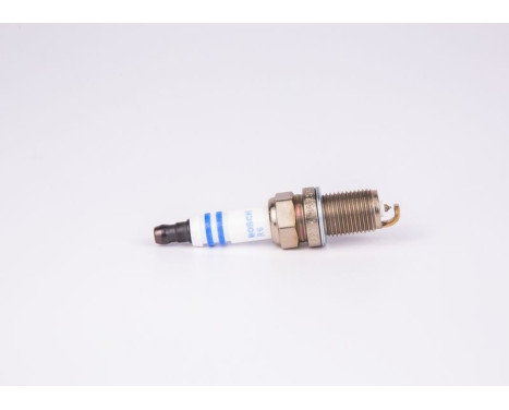 Spark Plug Iridium FR7KI332S Bosch, Image 6