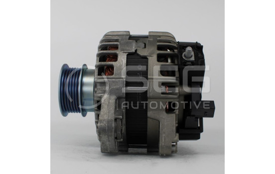 Dynamo Volvo 215A, Image 4
