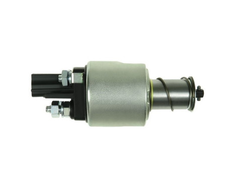 Solenoid switch, starter motor