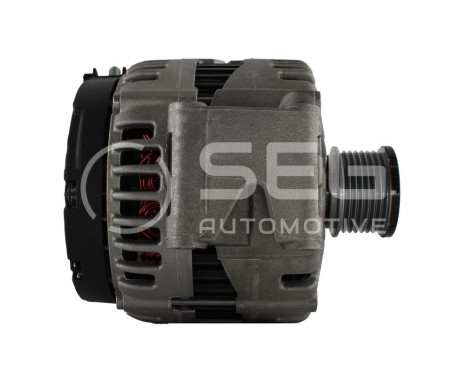 Dynamo Mercedes 220A, Image 3