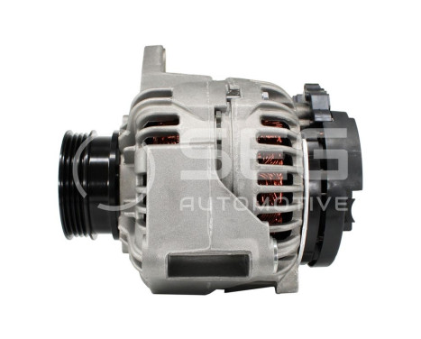 Dynamo Mercedes-Benz 150A, Image 4