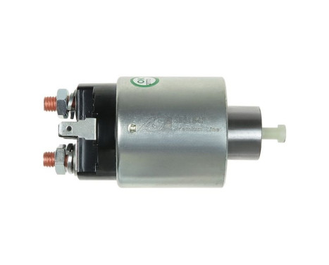 Solenoid switch, starter motor