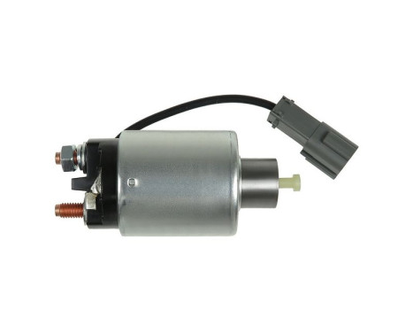 Solenoid switch, starter motor