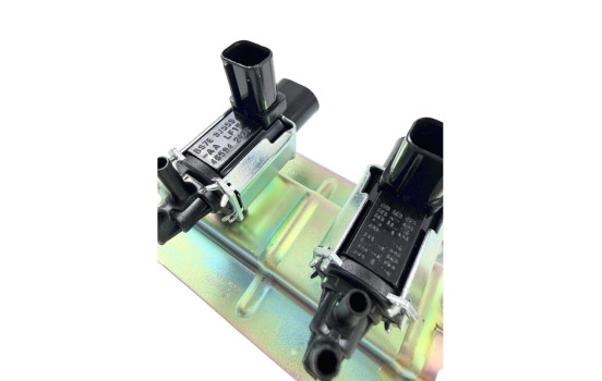 Valve, air control-incoming air, Image 2