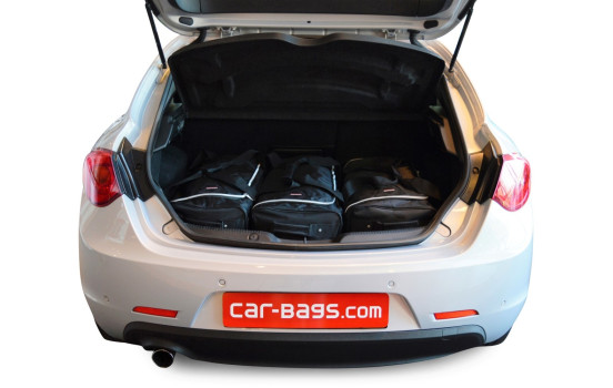 Juego de bolsas de viaje Alfa Romeo Giulietta 2010- 5d, Imagen 2