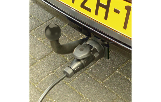 Toma Jäger de 13 pines, Imagen 3