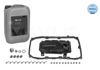 Article set, automatic oil change