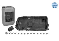 Article set, automatic oil change