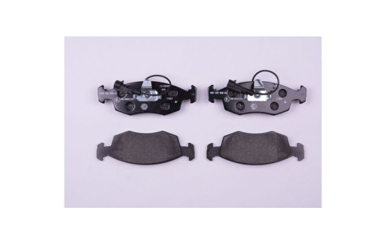 Kit de plaquettes de frein, frein à disque 8DB 355 008-521 Hella