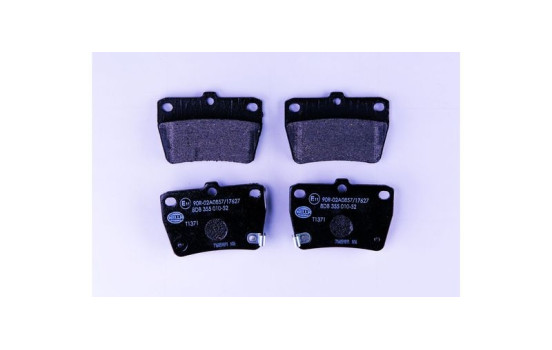 Kit de plaquettes de frein, frein à disque 8DB 355 010-521 Hella