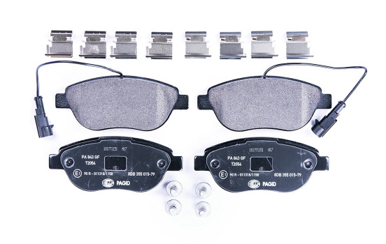 Kit de plaquettes de frein, frein à disque 8DB 355 015-791 Hella