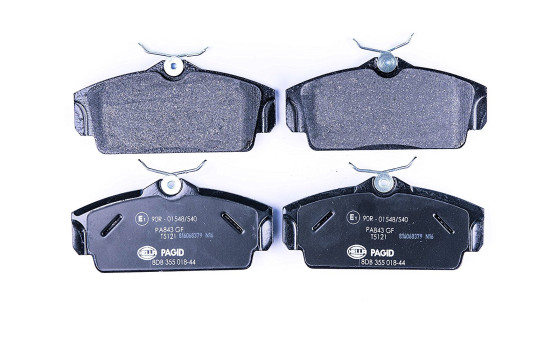 Kit de plaquettes de frein, frein à disque 8DB 355 018-441 Hella