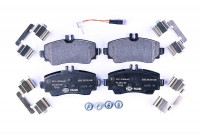 Kit de plaquettes de frein, frein à disque 8DB 355 018-881 Hella