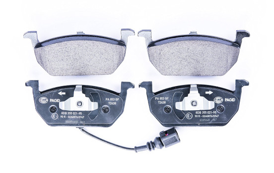Kit de plaquettes de frein, frein à disque 8DB 355 021-951 Hella