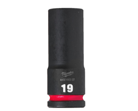 Milwaukee SHOCKWAVE™ Impact Socket 1/2" long 19 mm - 1 piece