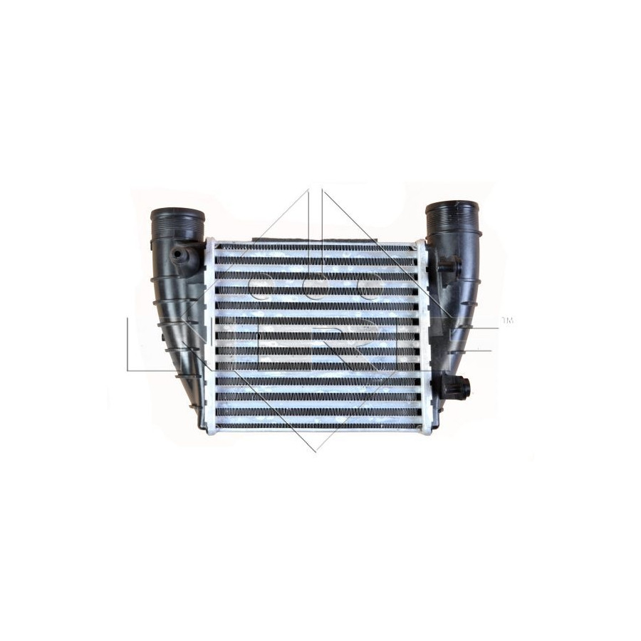 NRF  Intercooler (&eacute;changeur d'air) 30378 AUDI A4