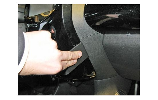 ProClip - Citroën C1- Toyota Aygo- Peugeot 108, 2014-> Support coudé, Image 3