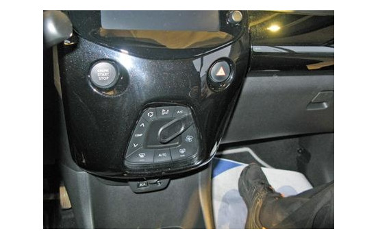 ProClip - Citroën C1- Toyota Aygo- Peugeot 108, 2014-> Support coudé, Image 5