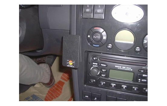 ProClip - Ford Mondeo 2001-2003 Support central bas, Image 2