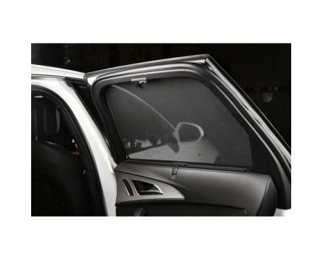 Pare-soleil (portes arrière) adapté pour Volvo V60 Station 2010-2018 (4 pièces) PV VOV60EA18 Privacy shades, Image 3
