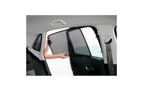 Pare-soleil Sonniboy adaptés au VW Touran 2015- Complet