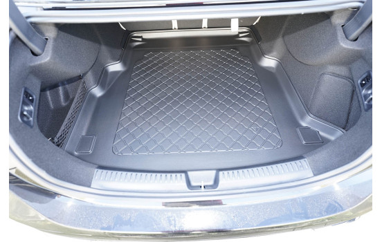 Tapis de coffre sur mesure pour Mercedes Classe E Limousine 2023-, Image 4