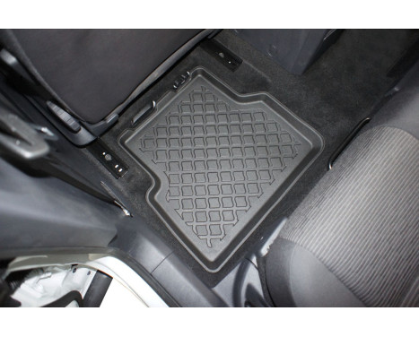 Tapis en caoutchouc pour Volkswagen Tiguan I 2007-2016, Image 7