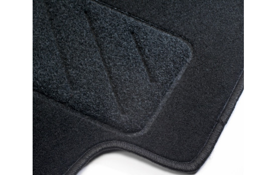 Tapis de sol adaptés à la Mazda Demio 1998-2003