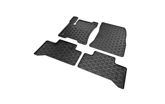 Tapis en caoutchouc adaptés à Mercedes EQA (H243) 2021- (4 pièces avec points de fixation), Image 2