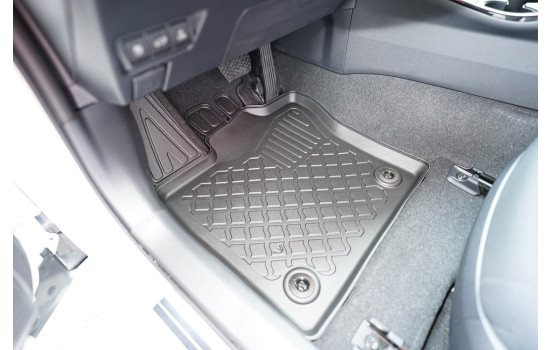 Tapis en caoutchouc sur mesure pour Toyota Prius V Plug-in Hybrid 2023-, Image 3