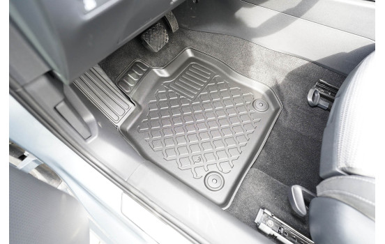 Tapis en caoutchouc adaptés à Volkswagen Passat B9 Variant / Skoda Superb IV (3Y) Combi 2024-, Image 4