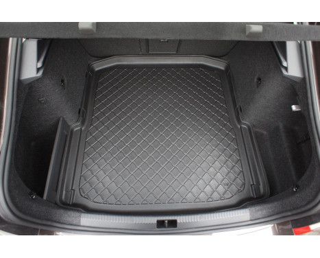 Tapis de coffre adapté pour Skoda Octavia III (5E) HB/5 02.2013-05.2020, Image 3