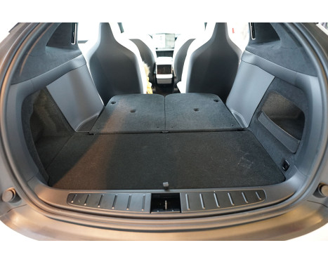 Trunkmatta Tesla modell 6/7 platser; bakom den andra sätesraden (3:e r, bild 5