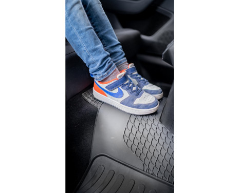 Gledring Universal skyddsmatta för mitttunneln (andra sätesraden), bild 7