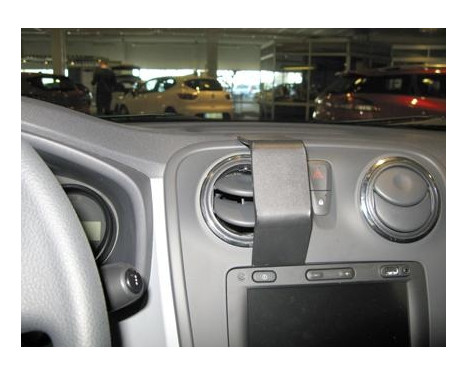 ProClip - Dacia Logan/ Sandero 2013-> Mittfäste, bild 3