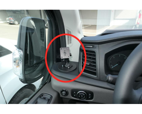 ProClip - Ford Transit 2020-> Vänsterfäste, Hög Extra stark