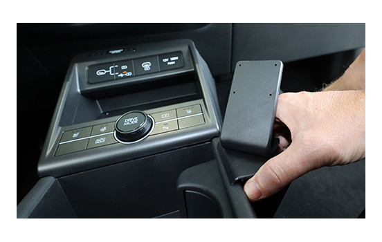 Proclip Hyundai Kona Electric 24- Konsolfäste, bild 2