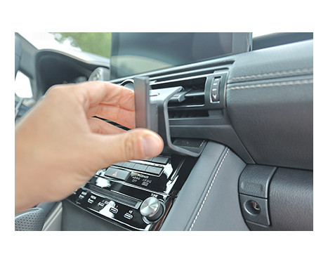 ProClip - Lexus IS series 2021-2024 Vinklat fäste, bild 2