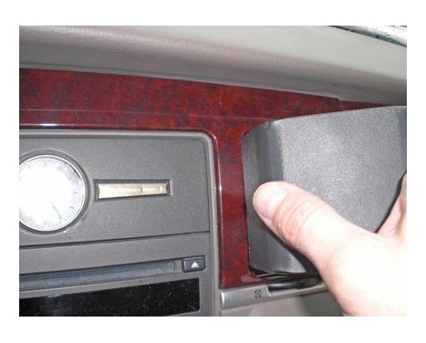ProClip - Lincoln Town Car 2003-2011 Vinklat fäste, bild 4