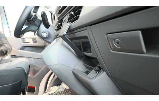 Proclip MAN TGE/ VW Crafter 2025- Vinklat fäste - Endast automatisk, bild 2