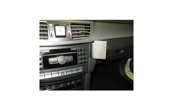 ProClip - Mercedes Benz E-Class Sedan/ Station 2014-2016 Vinklat fäste