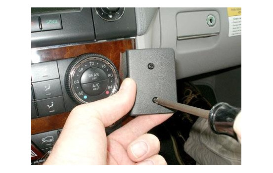 ProClip - Mercedes Benz GL-Class 2006-2012 Vinklat fäste, bild 2