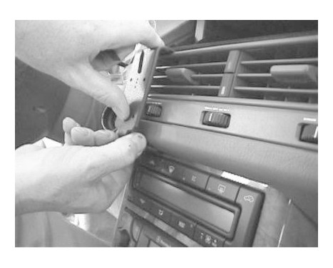 ProClip - Mercedes Benz SL-Class 1989-2002 Mittfäste, bild 2