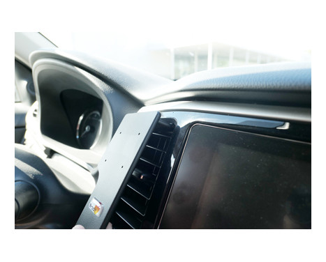 ProClip - Mitsubishi L200 2020-2022 Mittfäste, bild 5