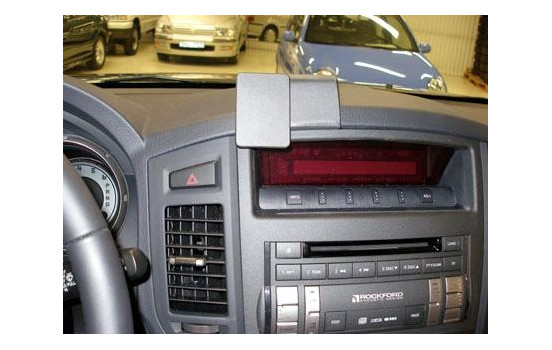 ProClip - Mitsubishi Pajero 2007-2019 Mittfäste
