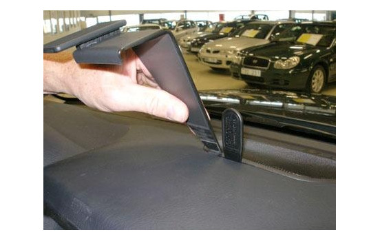 ProClip - Mitsubishi Pajero 2007-2019 Mittfäste, bild 4