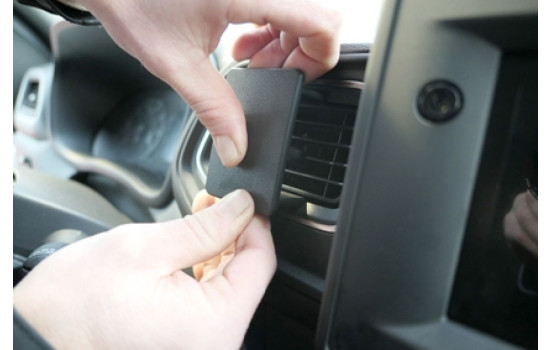 ProClip - Opel Movano - Renault Master - 2020 - Mittfäste, bild 5